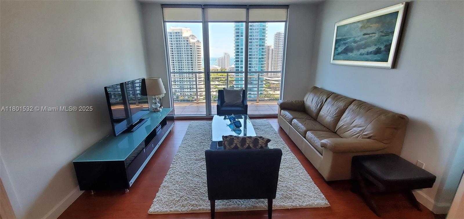 Small Image of 335 SOUTH BISCAYNE BLVD #2105, Miami Number 5