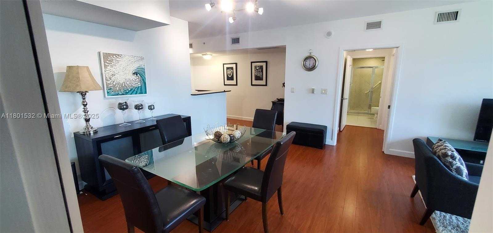 Small Image of 335 SOUTH BISCAYNE BLVD #2105, Miami Number 7