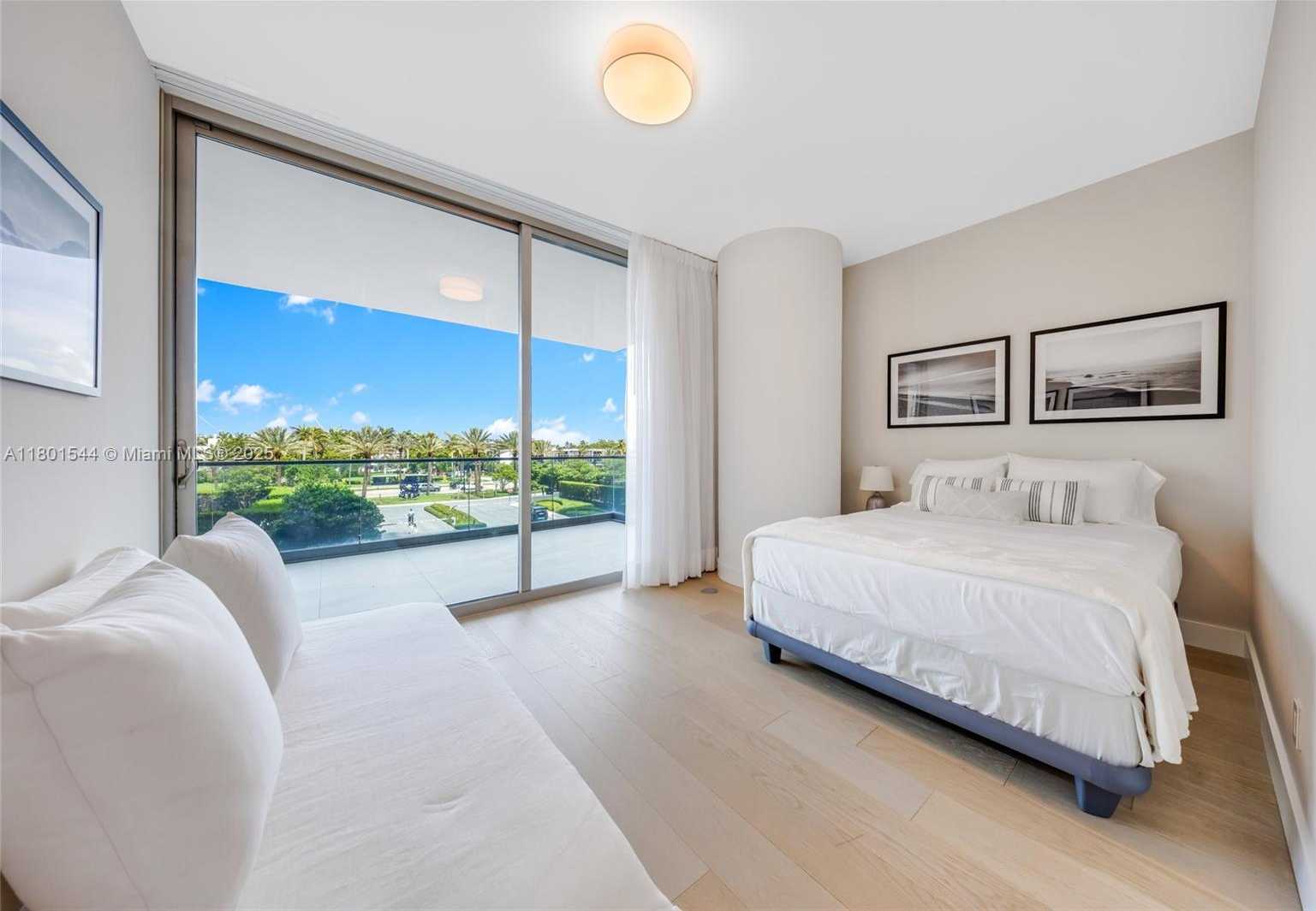 Small Image of 10201 COLLINS AVE #305, Bal Harbour Number 36