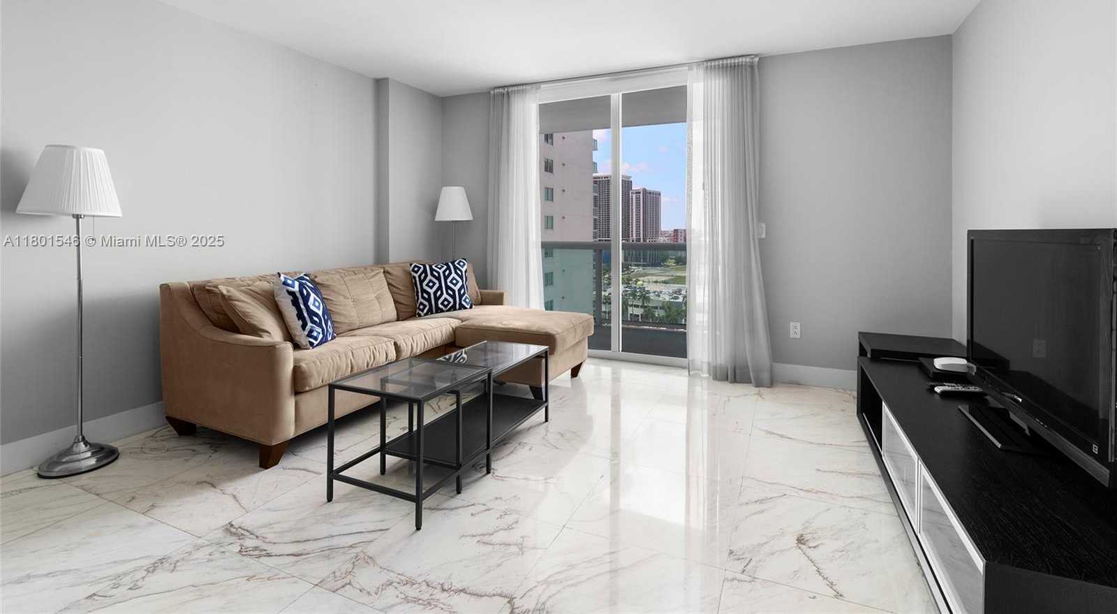 Small Image of 1800 NORTH BAYSHORE DR #1806, Miami Number 12