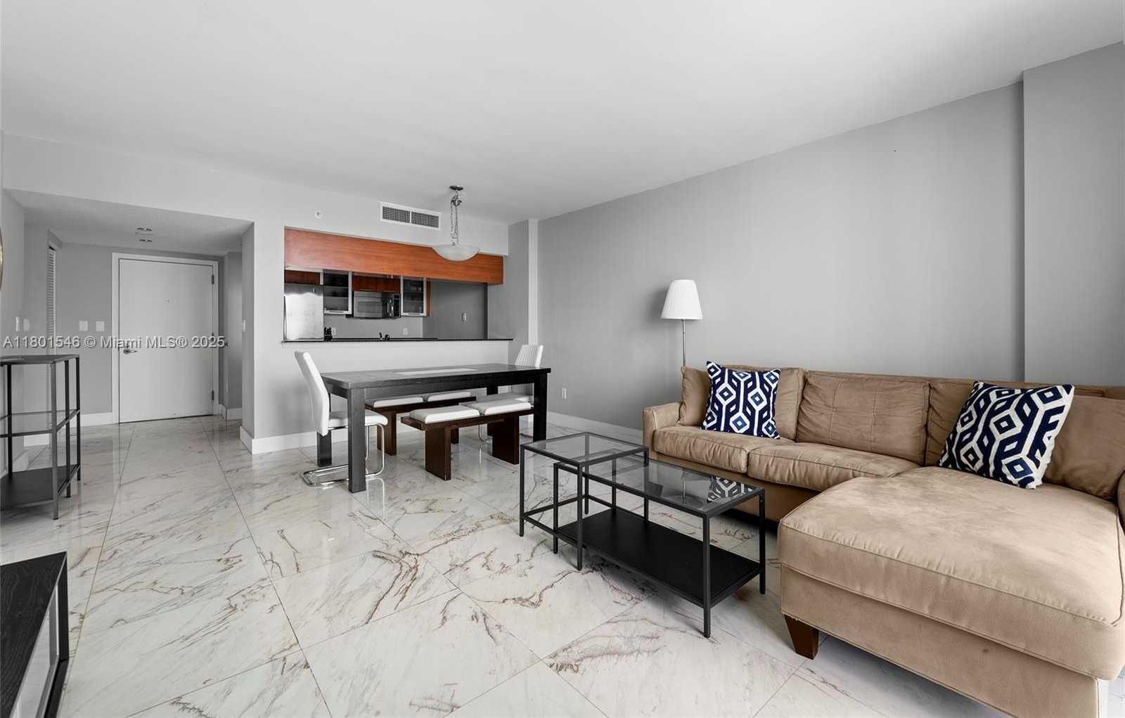 Small Image of 1800 NORTH BAYSHORE DR #1806, Miami Number 14