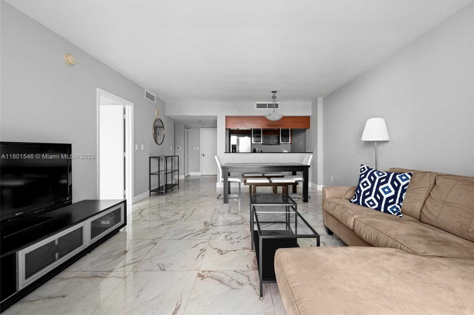 Small Image of 1800 NORTH BAYSHORE DR #1806, Miami Number 15