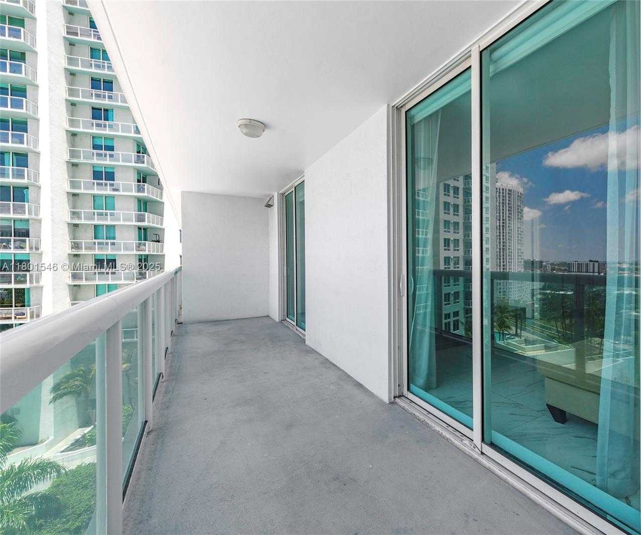 Small Image of 1800 NORTH BAYSHORE DR #1806, Miami Number 25