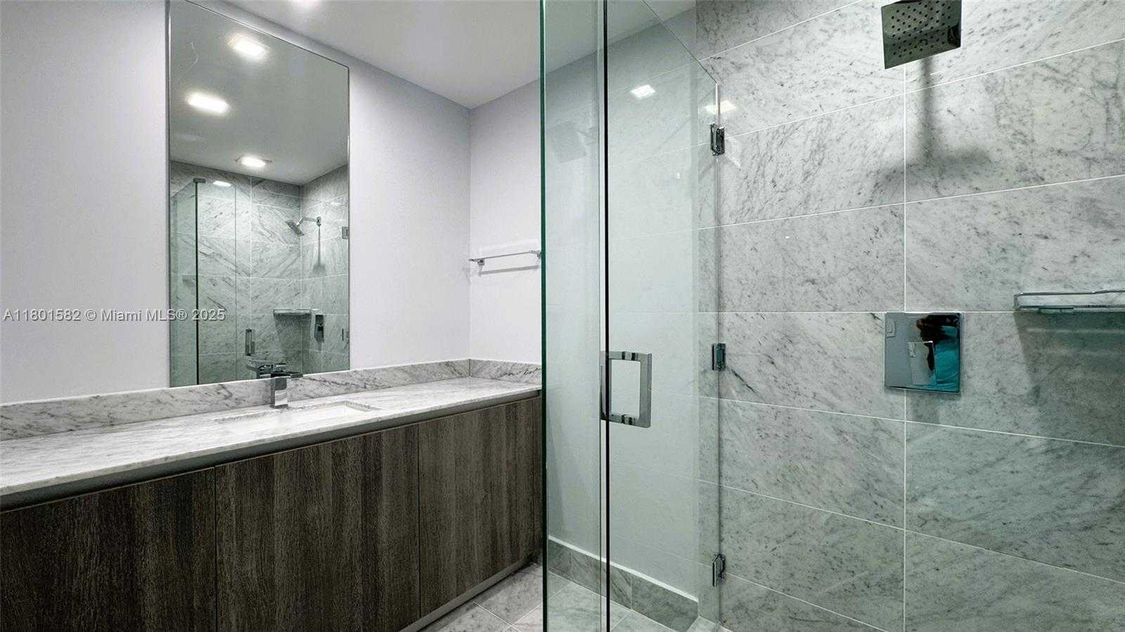 Small Image of 801 #3205, Miami Number 51