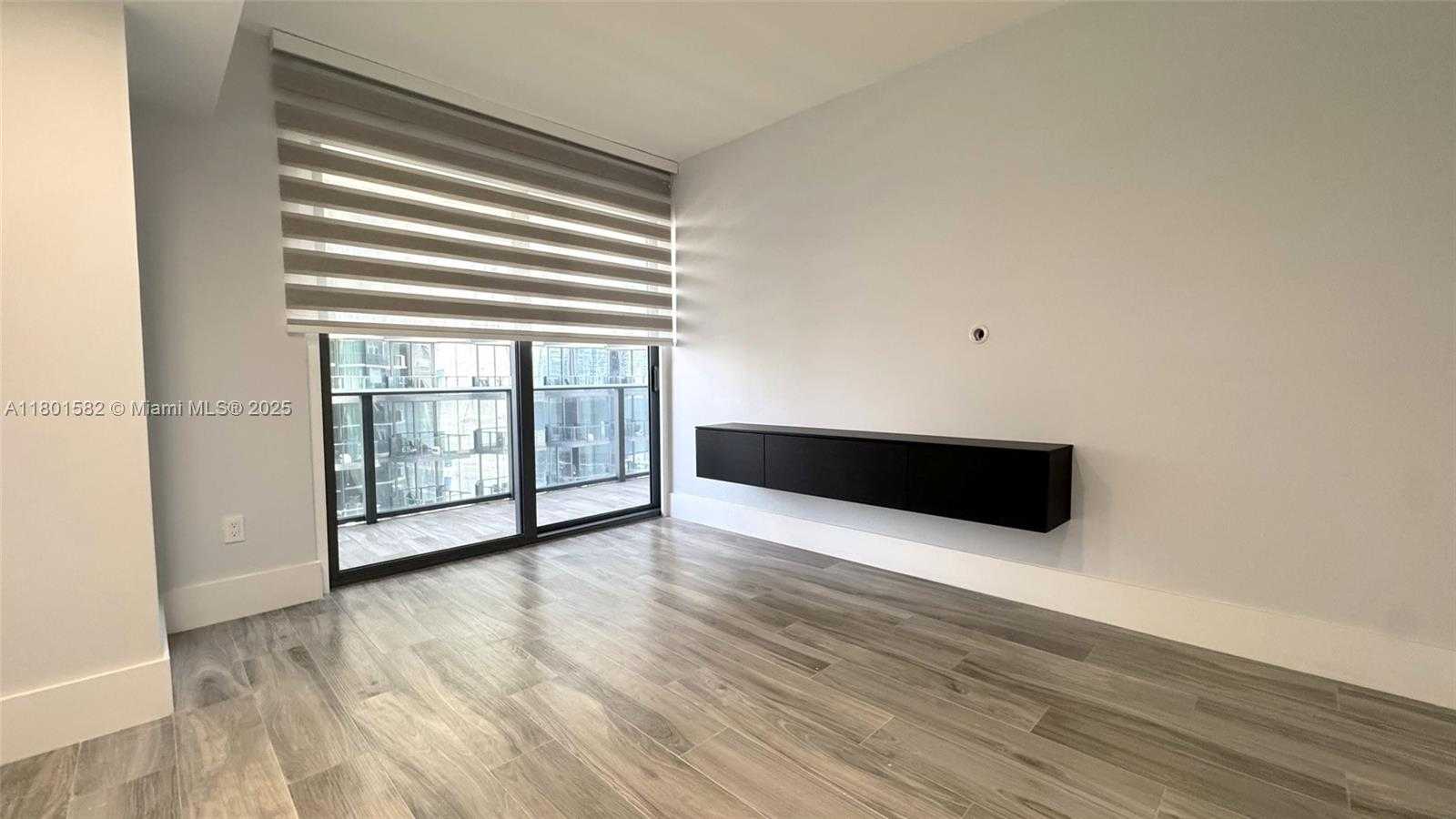 Small Image of 801 #3205, Miami Number 55