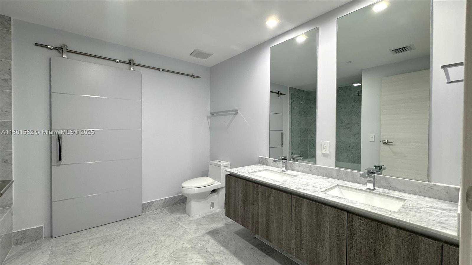 Small Image of 801 #3205, Miami Number 56
