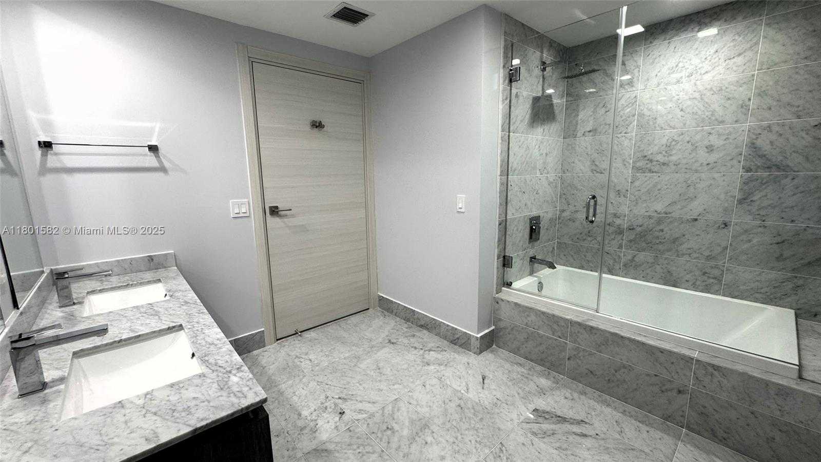 Small Image of 801 #3205, Miami Number 58