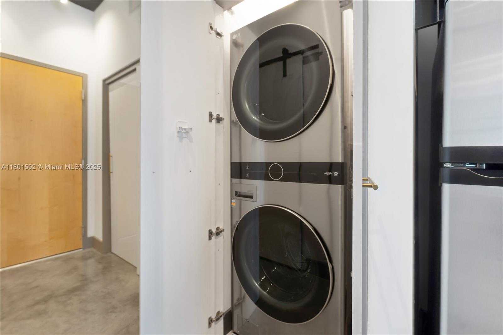 Small Image of 253 NORTH EAST 2ND ST #314, Miami Number 39