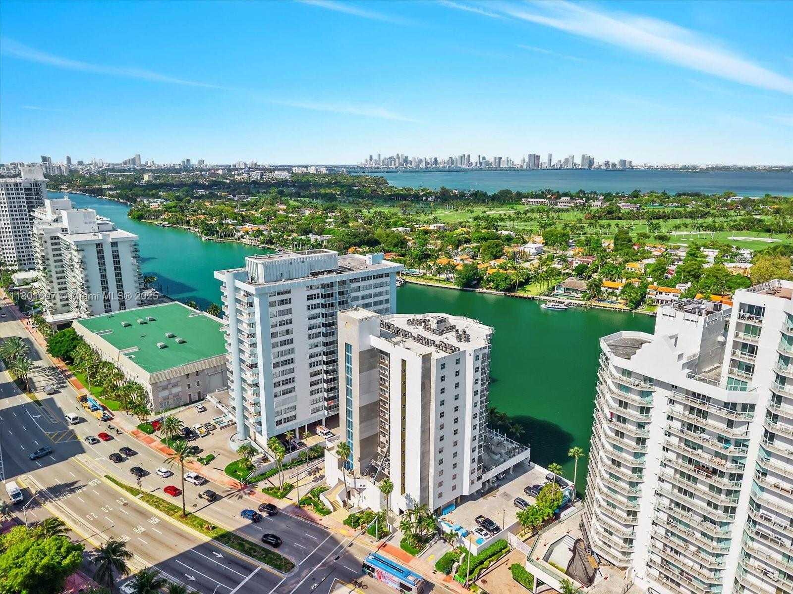 Small Image of 5880 COLLINS AVE #1004, Miami Beach Number 6