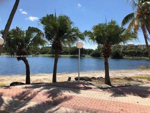 Small Image of 9351 FONTAINEBLEAU BLVD #B417, Miami Number 18