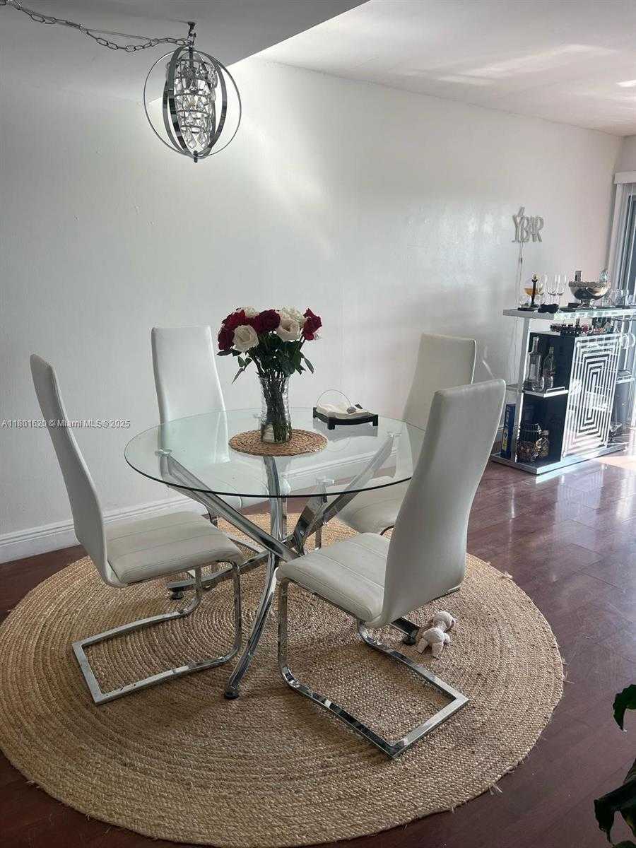 Small Image of 9351 FONTAINEBLEAU BLVD #B417, Miami Number 3
