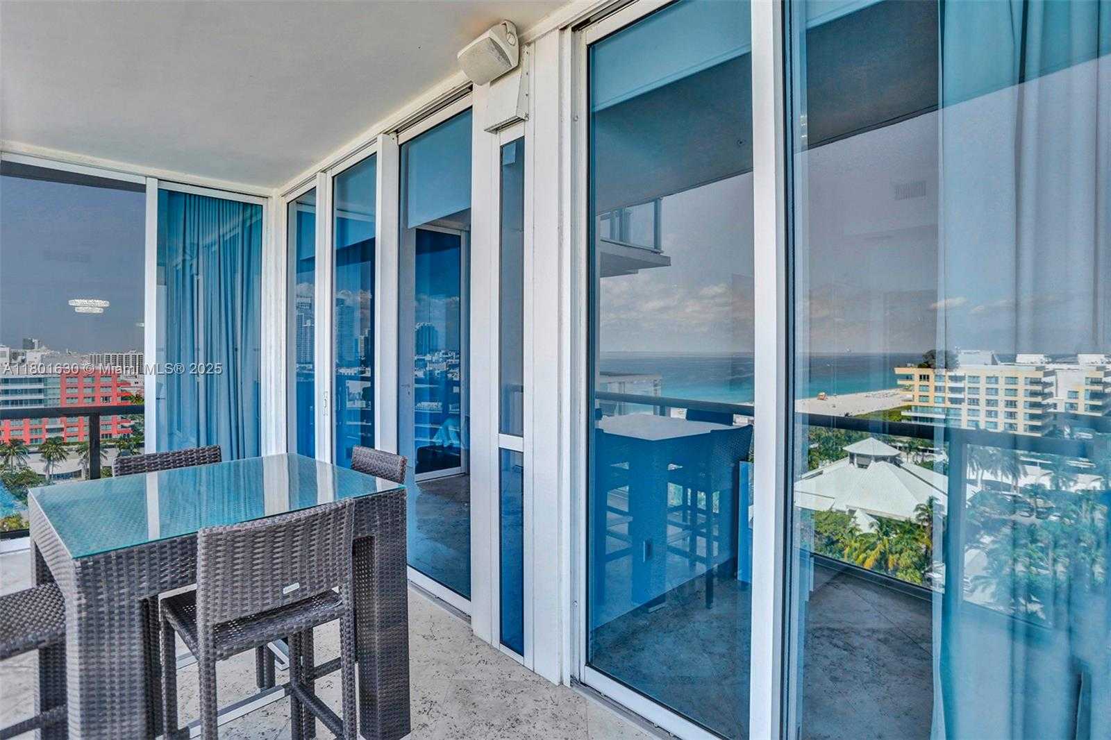 Small Image of 50 SOUTH POINTE DR #1407, Miami Beach Number 15