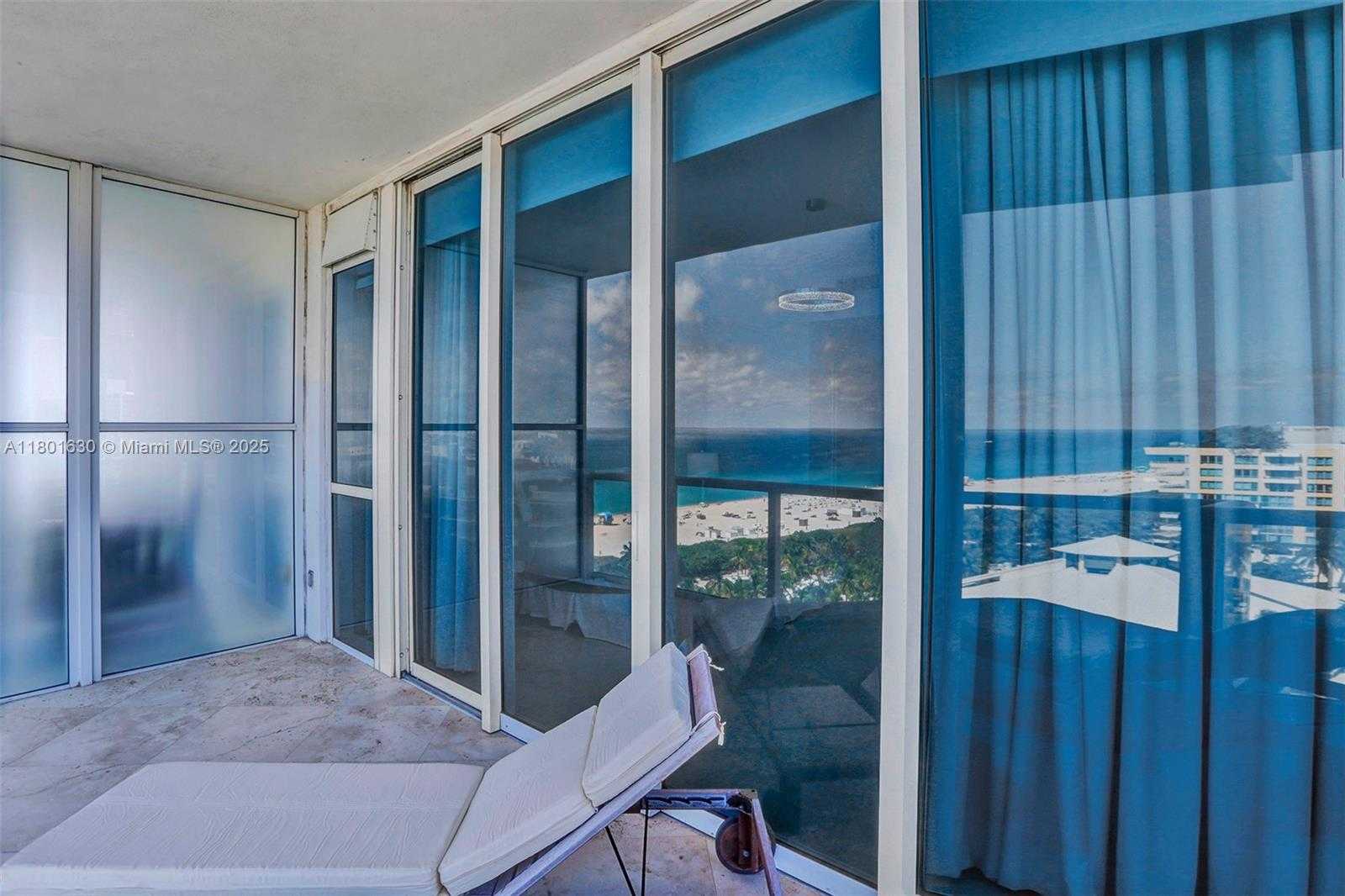 Small Image of 50 SOUTH POINTE DR #1407, Miami Beach Number 29
