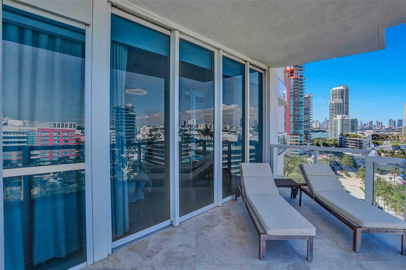 Small Image of 50 SOUTH POINTE DR #1407, Miami Beach Number 30