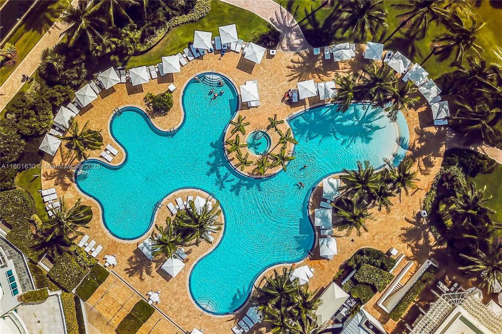 Small Image of 50 SOUTH POINTE DR #1407, Miami Beach Number 43