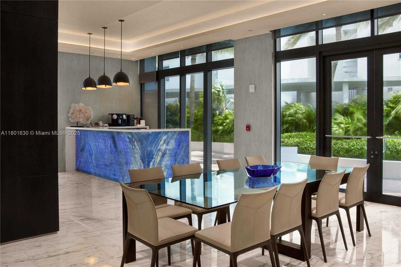 Small Image of 50 SOUTH POINTE DR #1407, Miami Beach Number 53