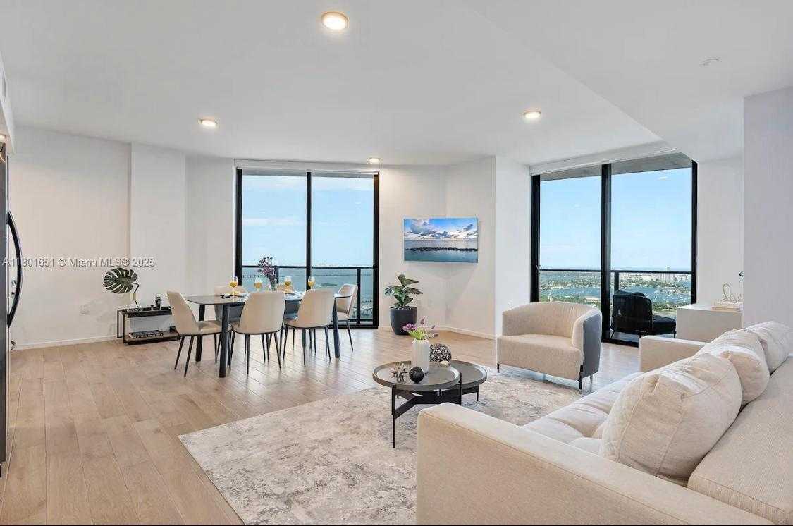 Small Image of 398 NORTH EAST 5TH ST #4109, Miami Number 7