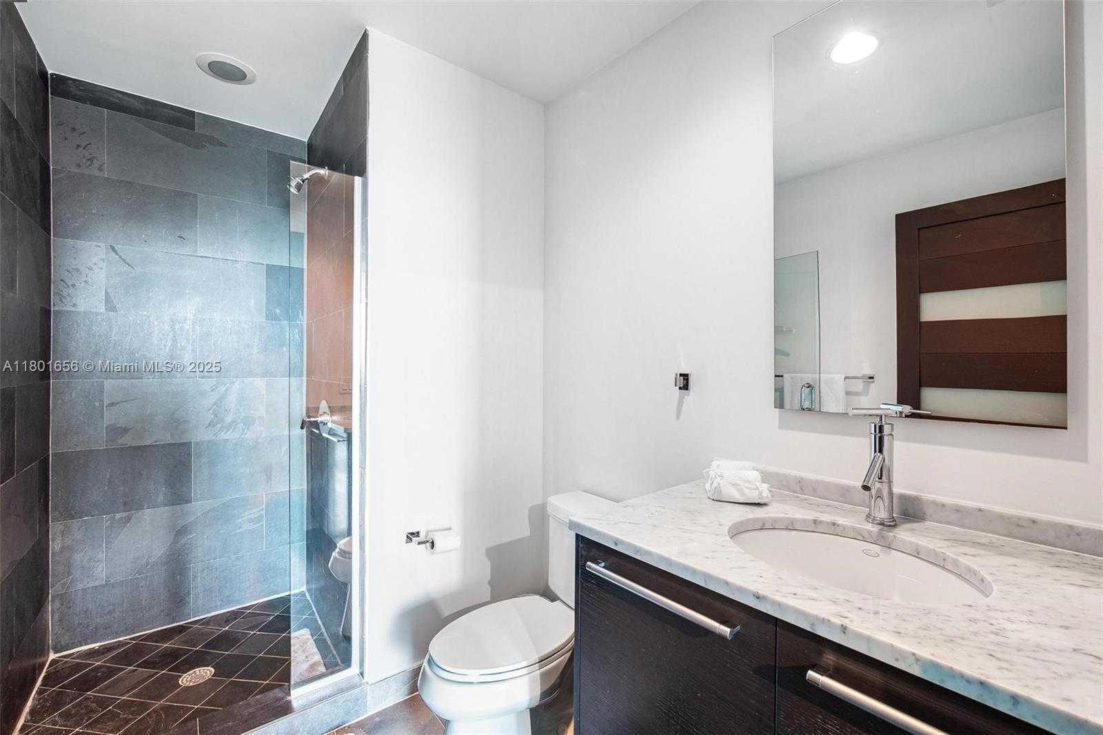 Small Image of 900 BISCAYNE BLVD #2208, Miami Number 20