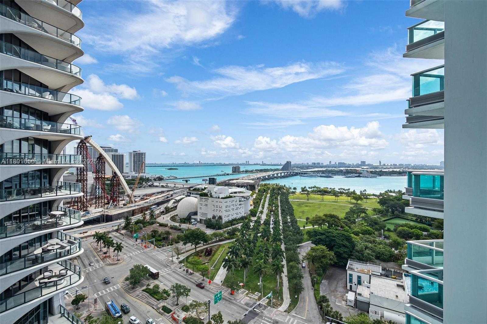 Small Image of 900 BISCAYNE BLVD #2208, Miami Number 24