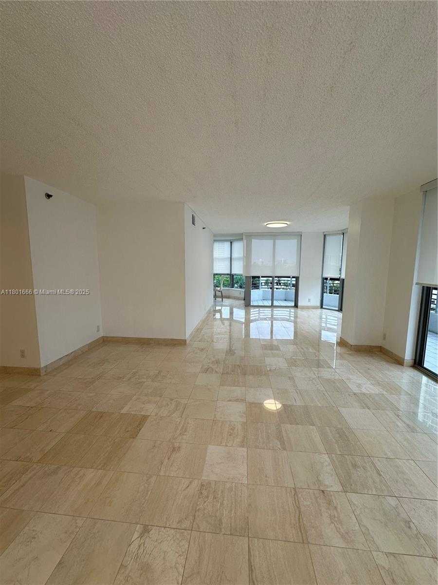 Small Image of 3600 NORTH MYSTIC POINTE DR #707, Aventura Number 9