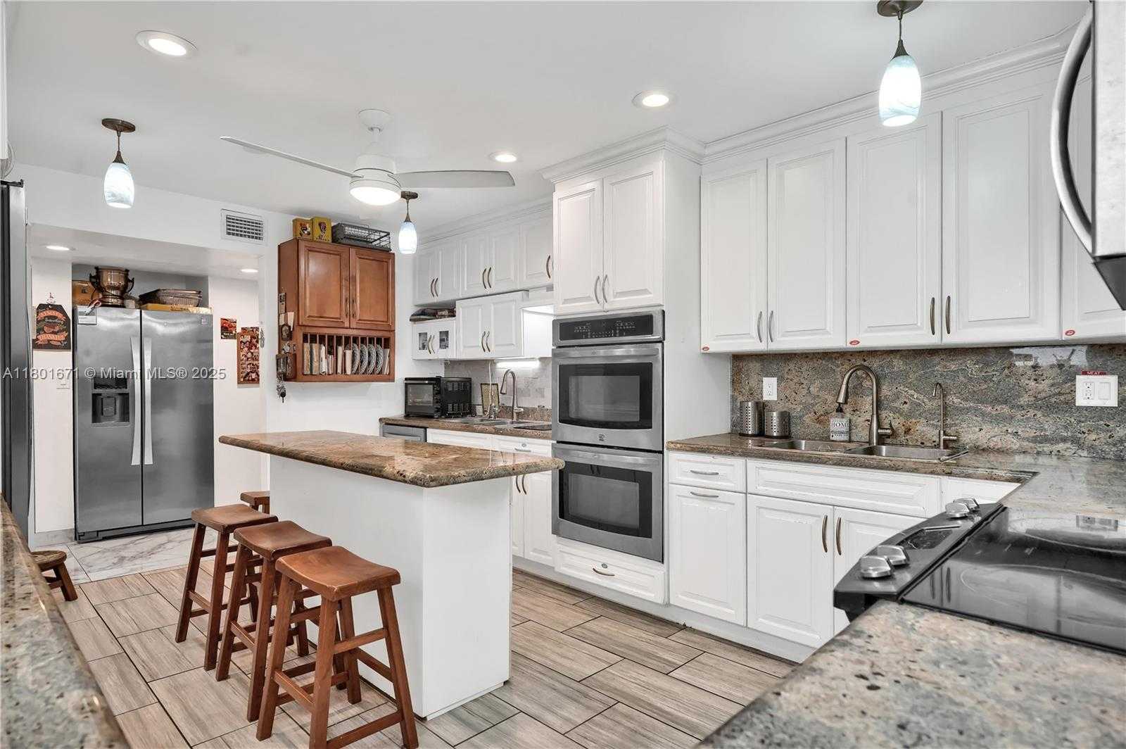Small Image of 16750 NORTH EAST 10TH AVE #314, North Miami Beach Number 19
