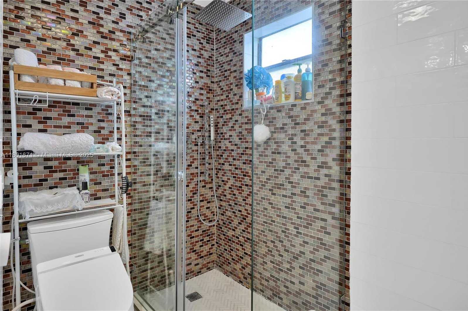Small Image of 16750 NORTH EAST 10TH AVE #314, North Miami Beach Number 28
