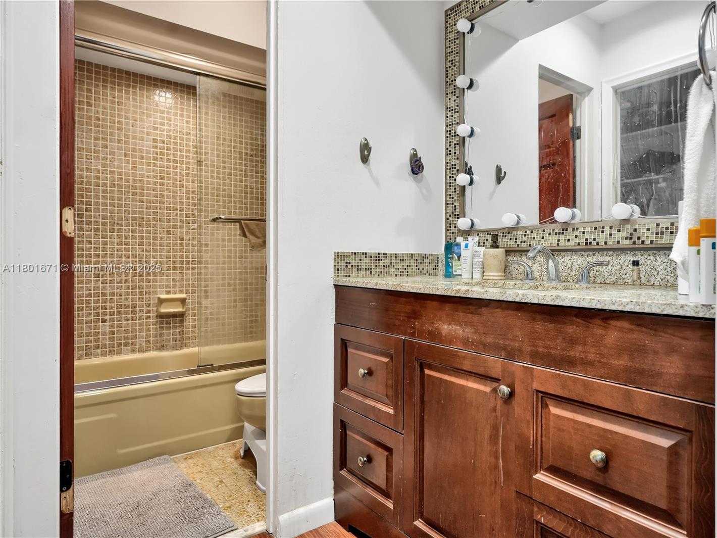 Small Image of 16750 NORTH EAST 10TH AVE #314, North Miami Beach Number 34