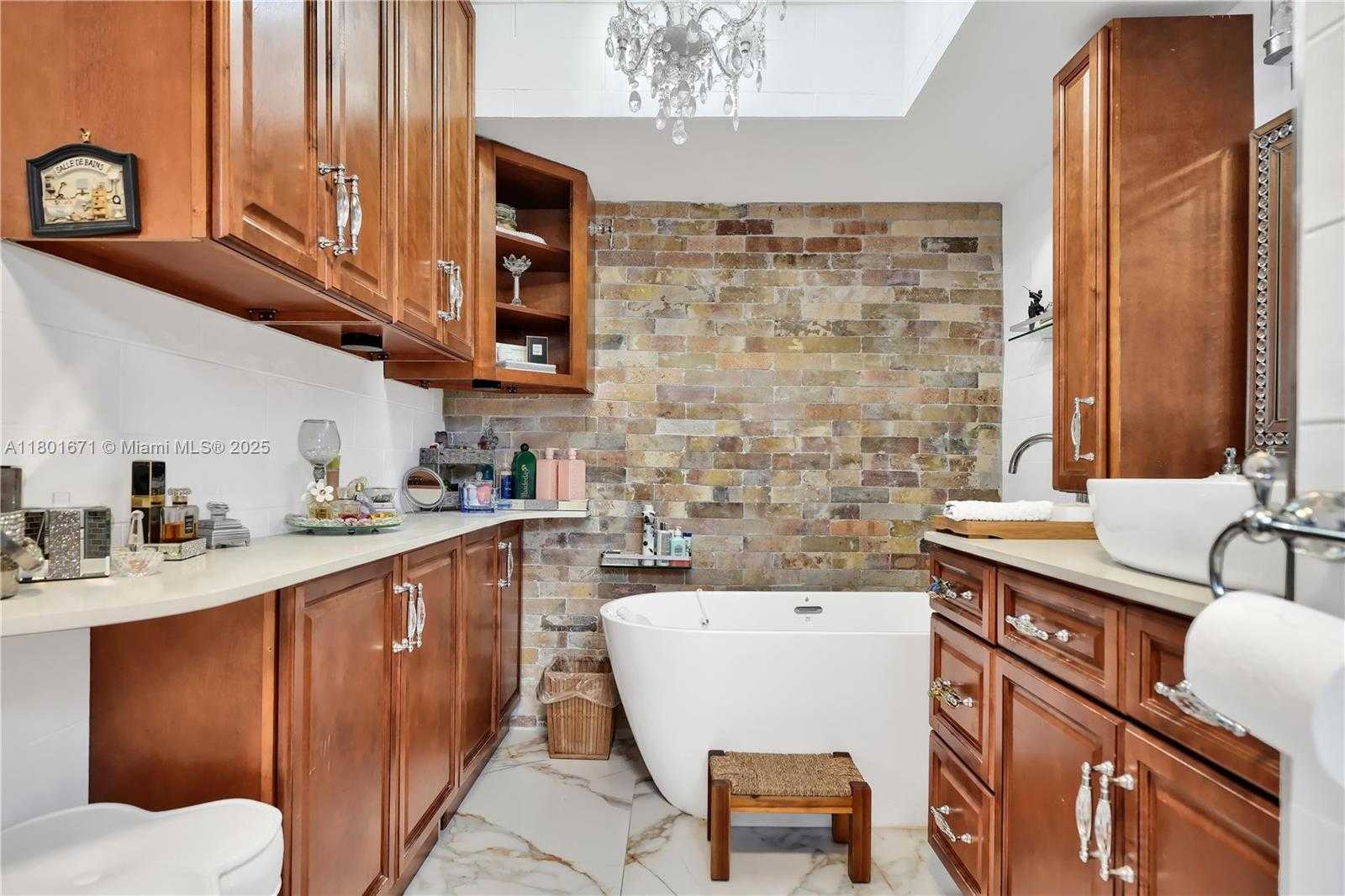 Small Image of 16750 NORTH EAST 10TH AVE #314, North Miami Beach Number 35