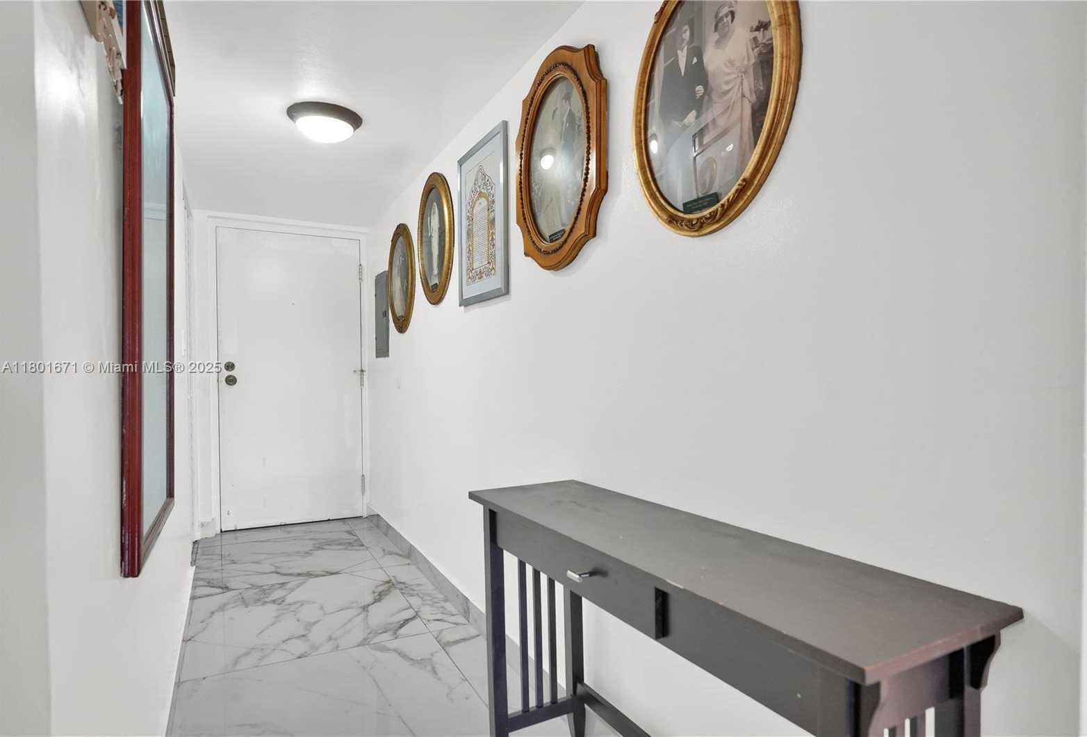 Small Image of 16750 NORTH EAST 10TH AVE #314, North Miami Beach Number 4