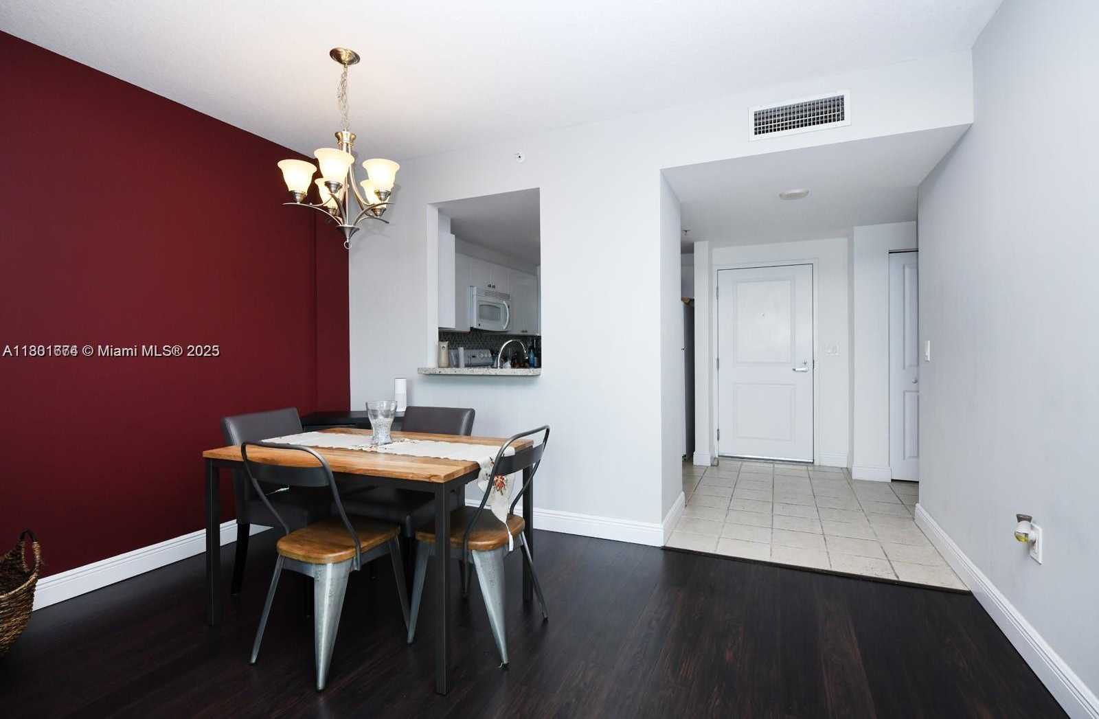 Small Image of 1250 SOUTH MIAMI AVE #1807, Miami Number 5