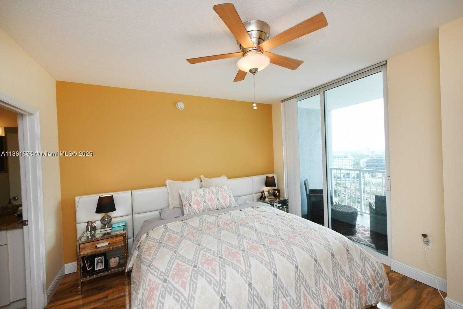 Small Image of 1250 SOUTH MIAMI AVE #1807, Miami Number 8