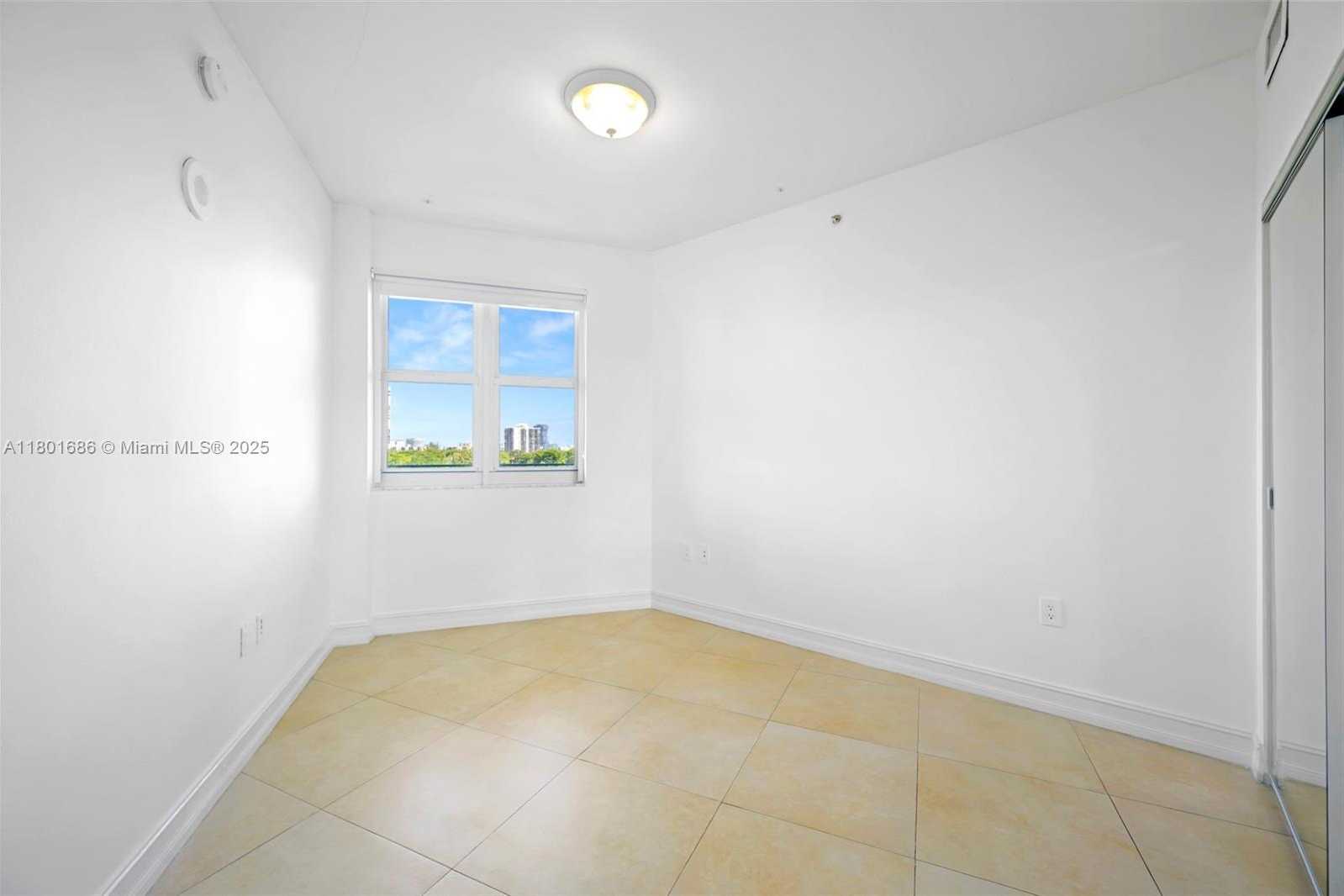 Small Image of 20000 EAST COUNTRY CLUB DR #606, Aventura Number 25