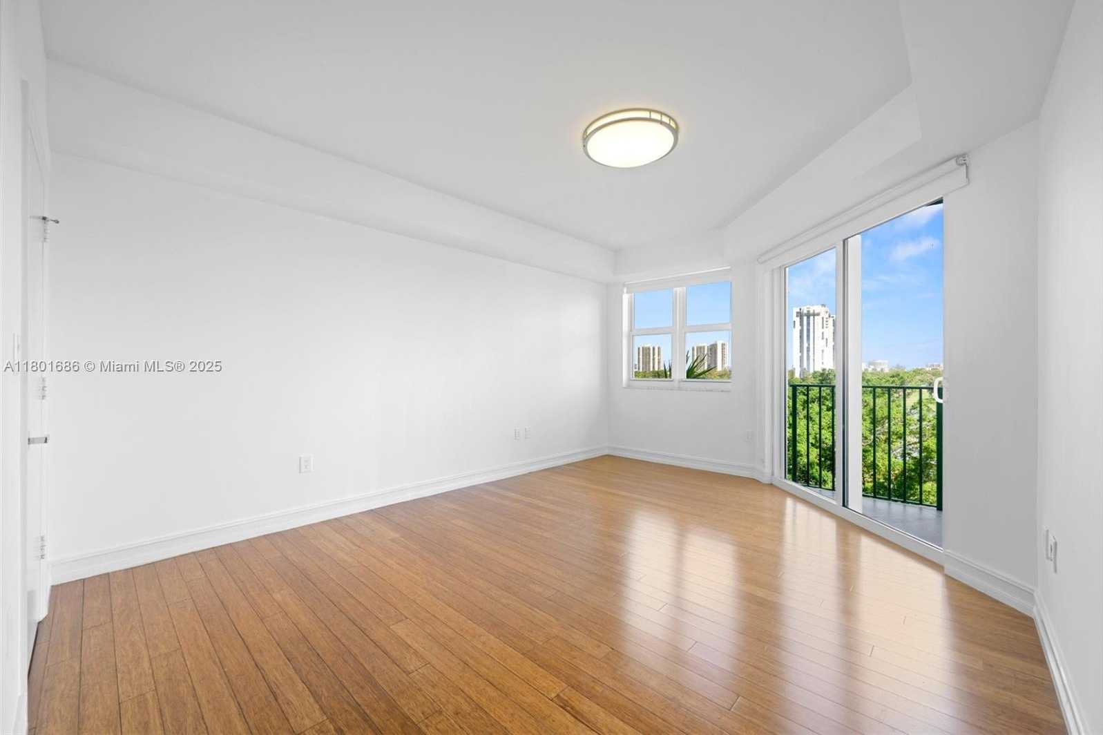 Small Image of 20000 EAST COUNTRY CLUB DR #606, Aventura Number 32