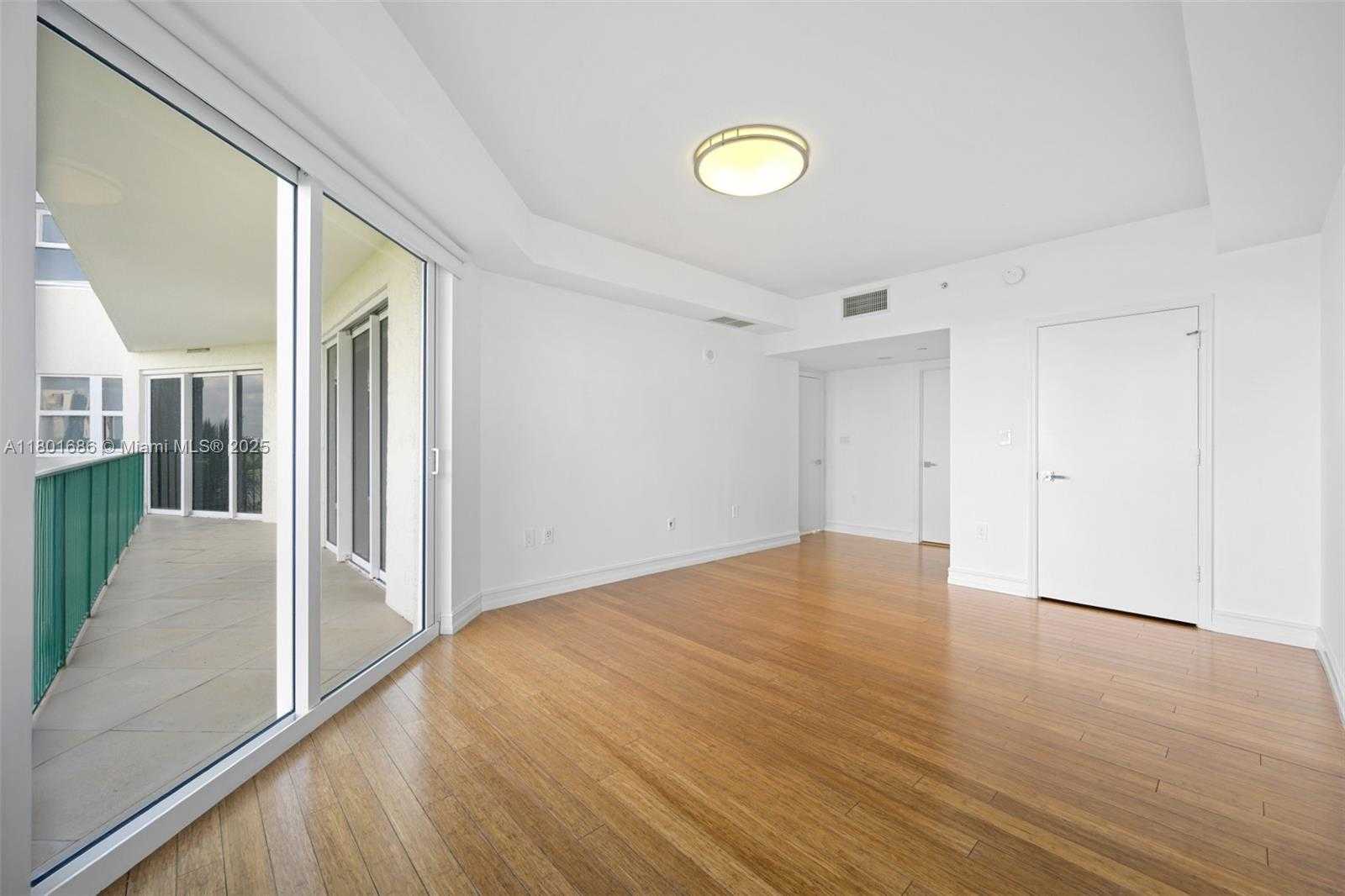 Small Image of 20000 EAST COUNTRY CLUB DR #606, Aventura Number 34
