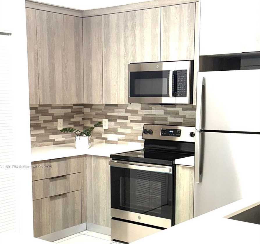 Small Image of 7340 NORTH WEST 114TH AVE #207, Doral Number 2