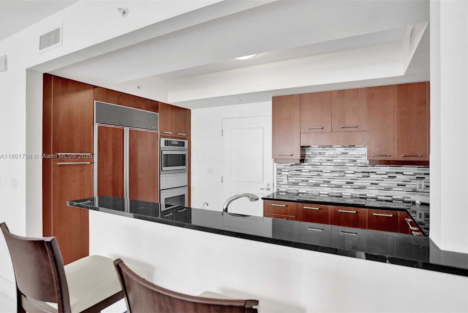 Small Image of 3101 SOUTH OCEAN DR #2005 (available June 1), Hollywood Number 13