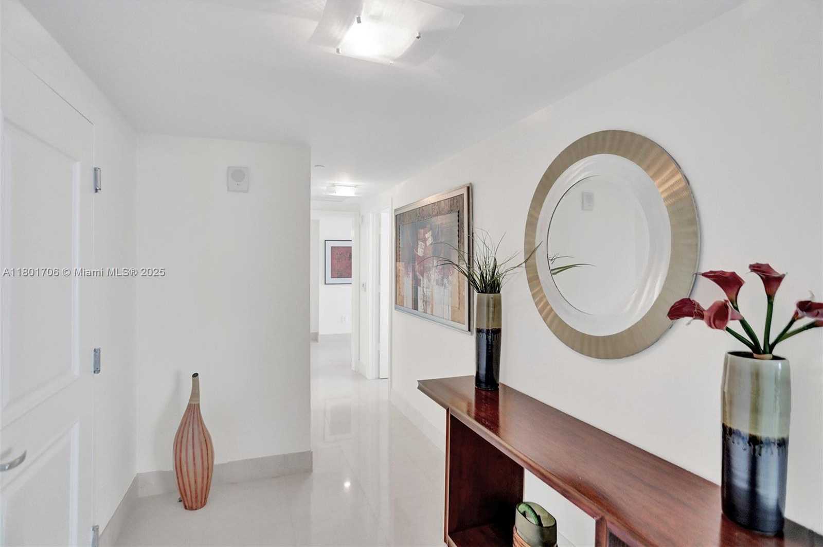 Small Image of 3101 SOUTH OCEAN DR #2005 (available June 1), Hollywood Number 21