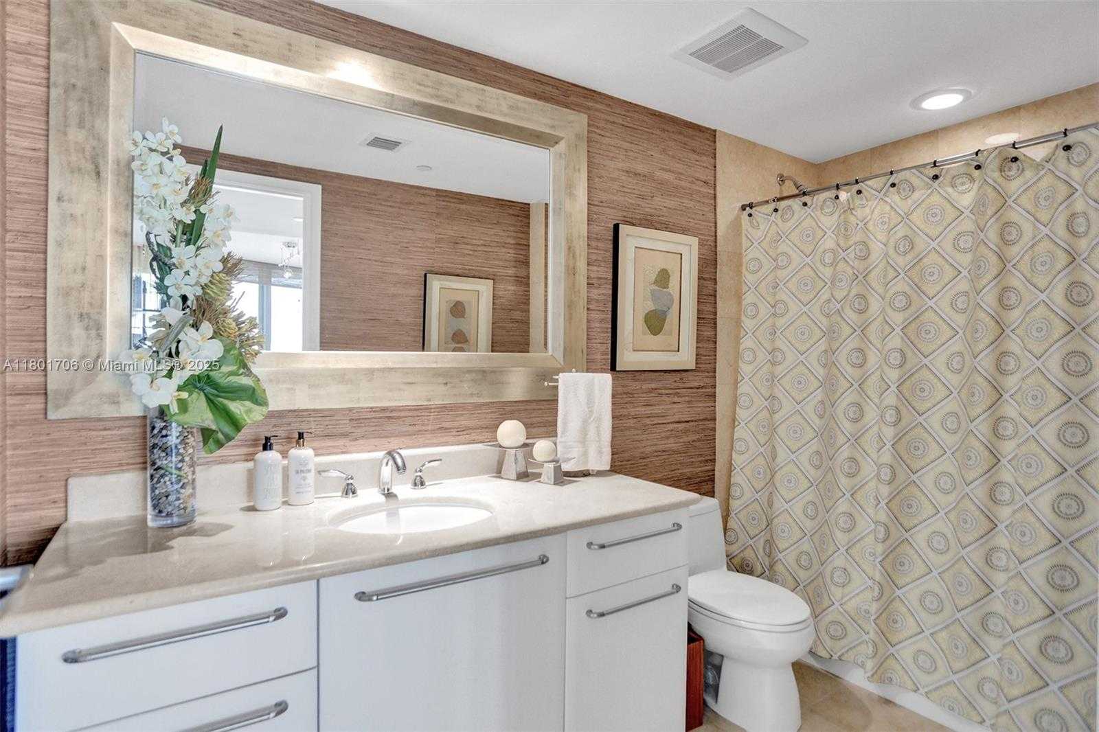 Small Image of 3101 SOUTH OCEAN DR #2005 (available June 1), Hollywood Number 22