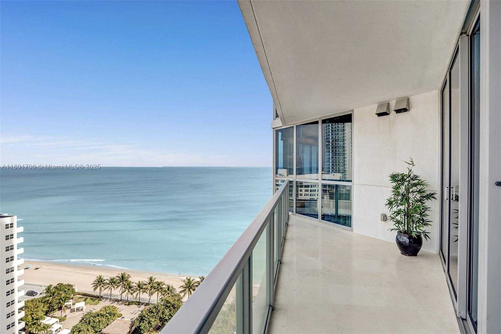Small Image of 3101 SOUTH OCEAN DR #2005 (available June 1), Hollywood Number 35