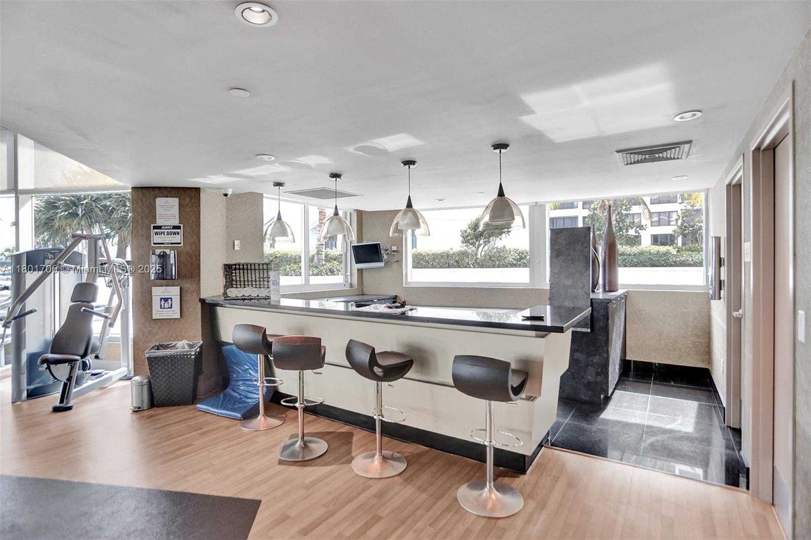 Small Image of 3101 SOUTH OCEAN DR #2005 (available June 1), Hollywood Number 43