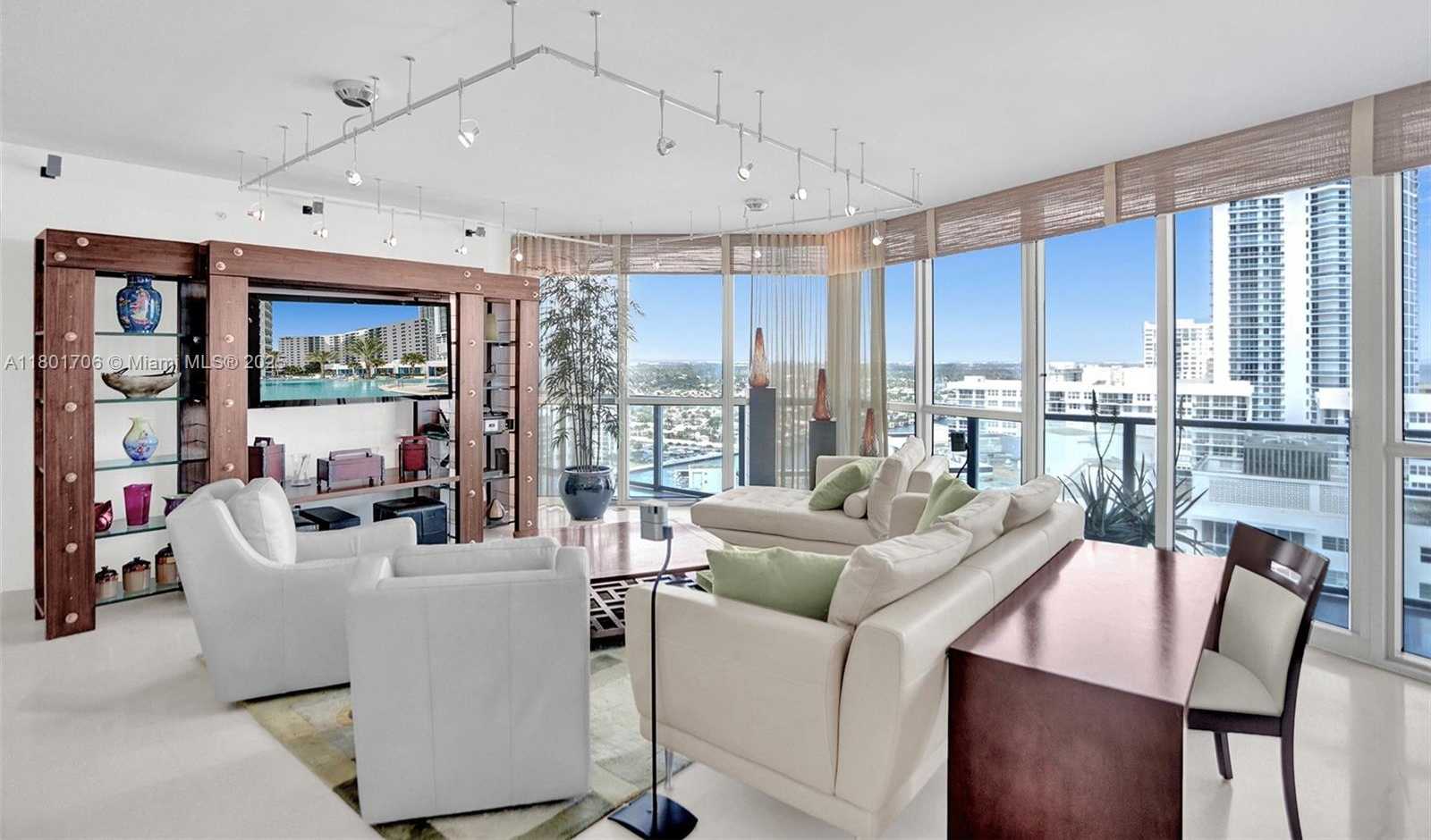 Small Image of 3101 SOUTH OCEAN DR #2005 (available June 1), Hollywood Number 5