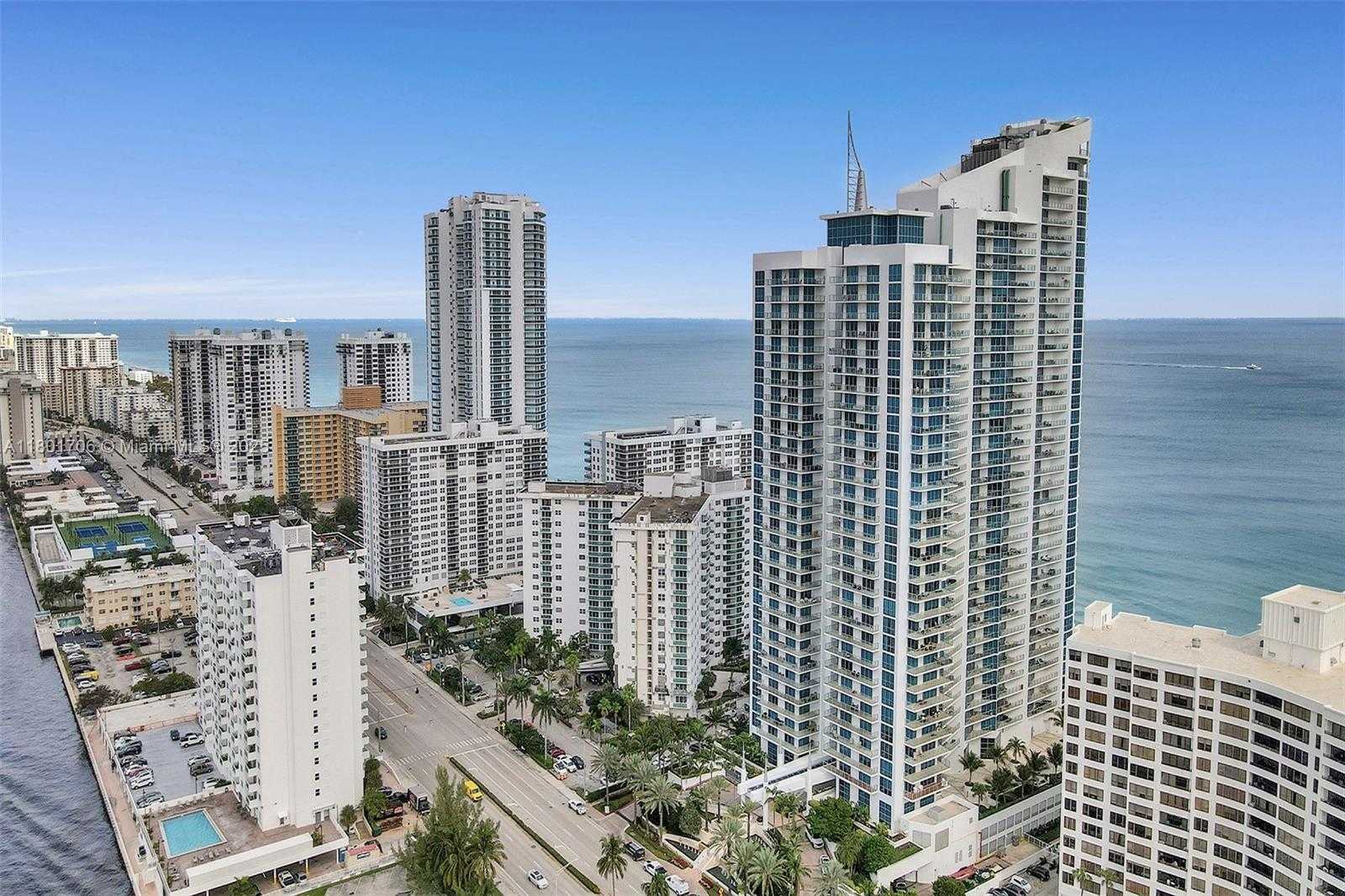 Small Image of 3101 SOUTH OCEAN DR #2005 (available June 1), Hollywood Number 57