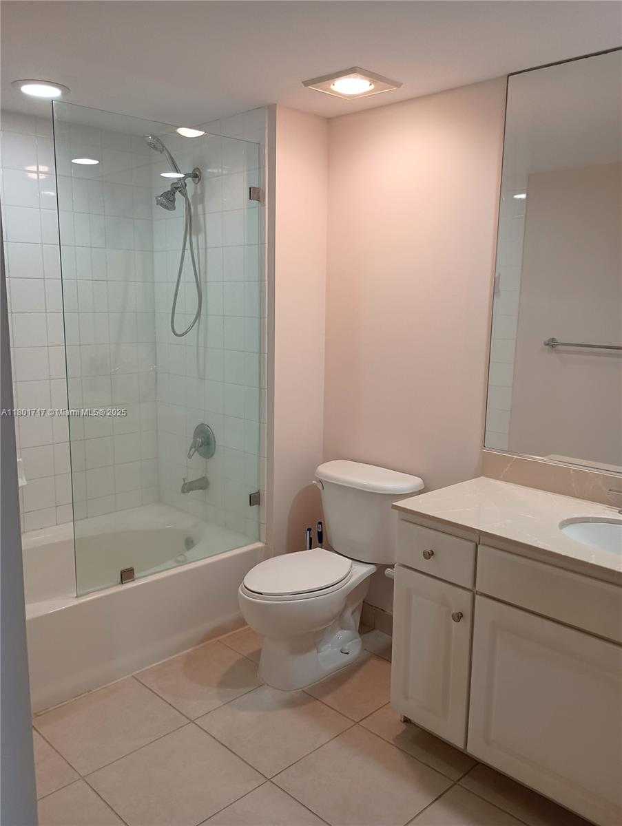 Small Image of 2000 NORTH BAYSHORE DR #1508, Miami Number 10