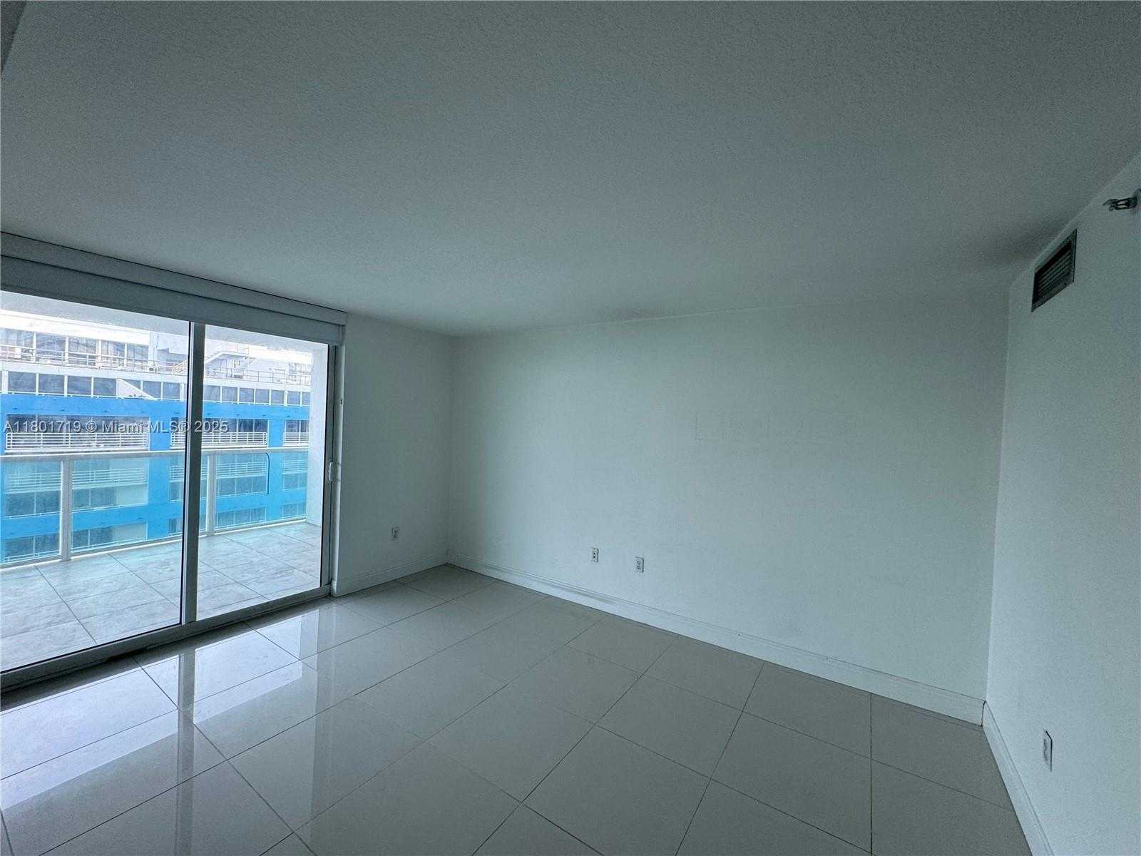 Small Image of 2101 BRICKELL AVE #1603, Miami Number 5