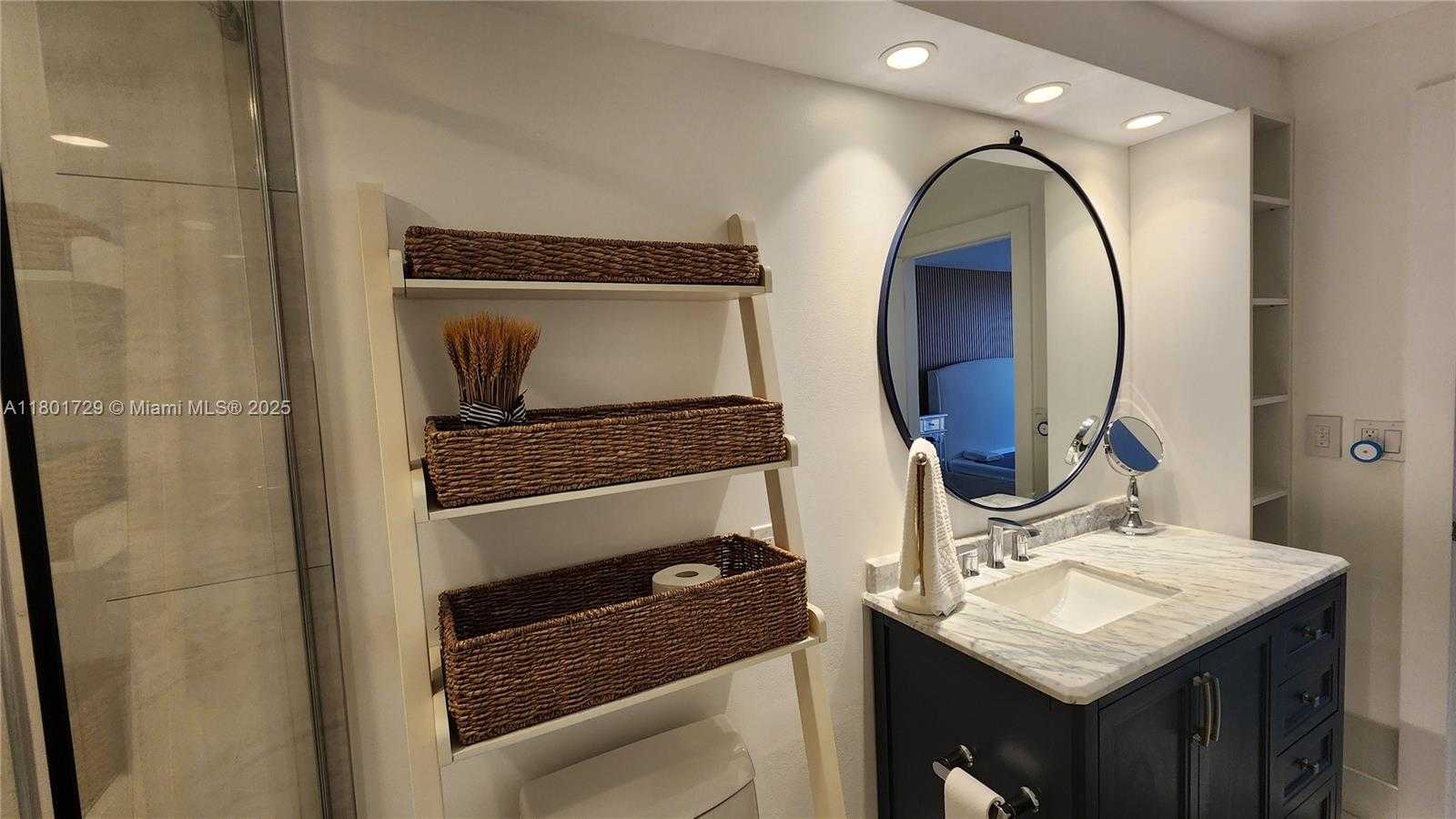Small Image of 1501 SOUTH OCEAN DR #301, Hollywood Number 34