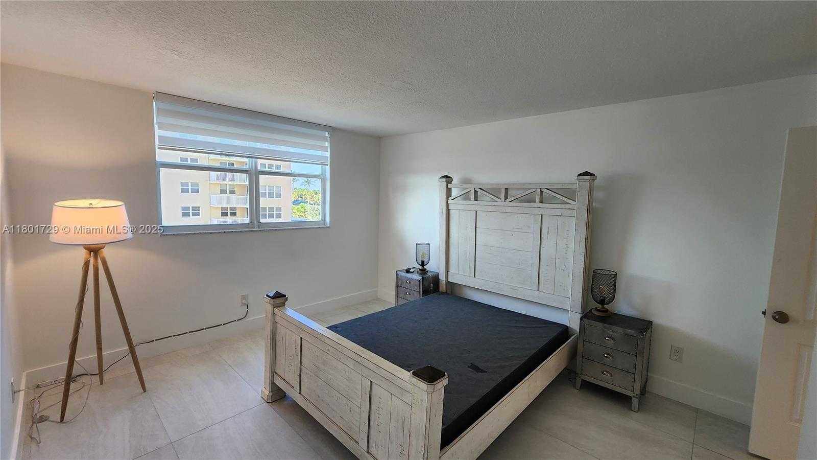 Small Image of 1501 SOUTH OCEAN DR #301, Hollywood Number 44