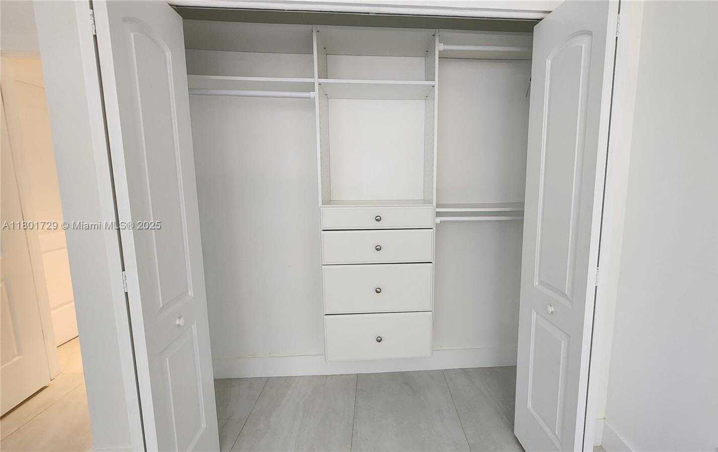 Small Image of 1501 SOUTH OCEAN DR #301, Hollywood Number 48
