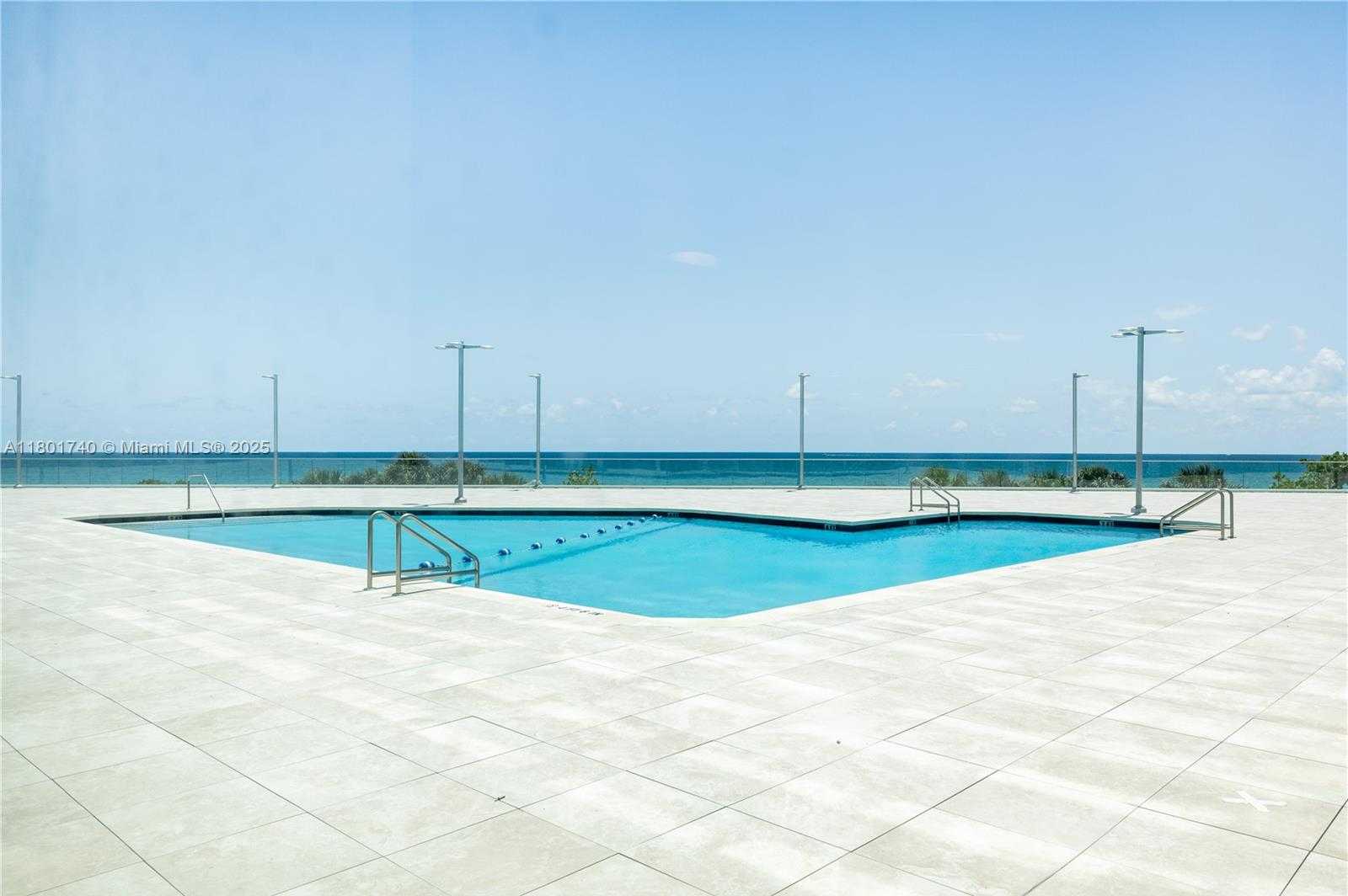 Small Image of 7135 COLLINS AVE #1132, Miami Beach Number 16