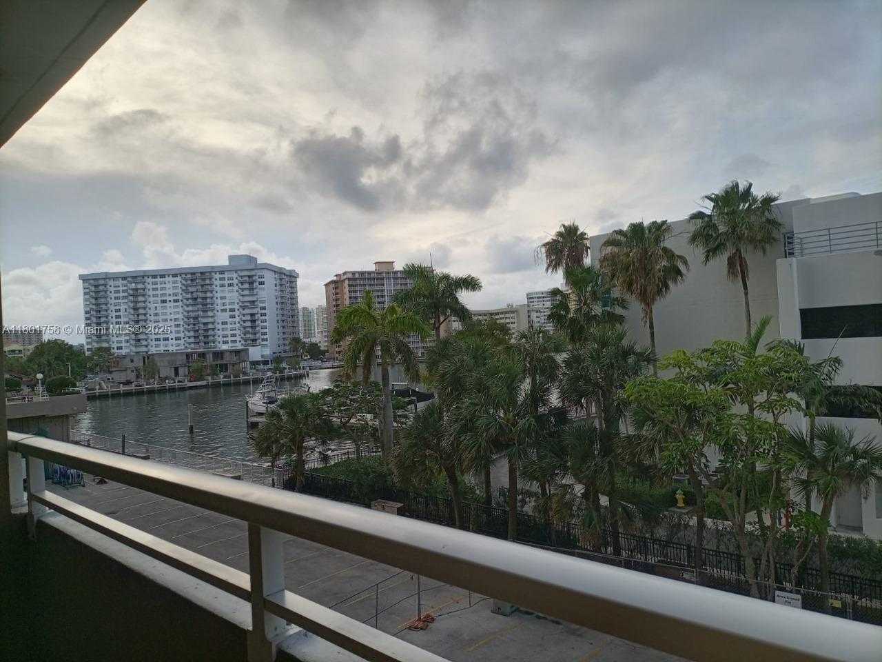 Small Image of 1965 SOUTH OCEAN DR #2A, Hallandale Beach Number 8