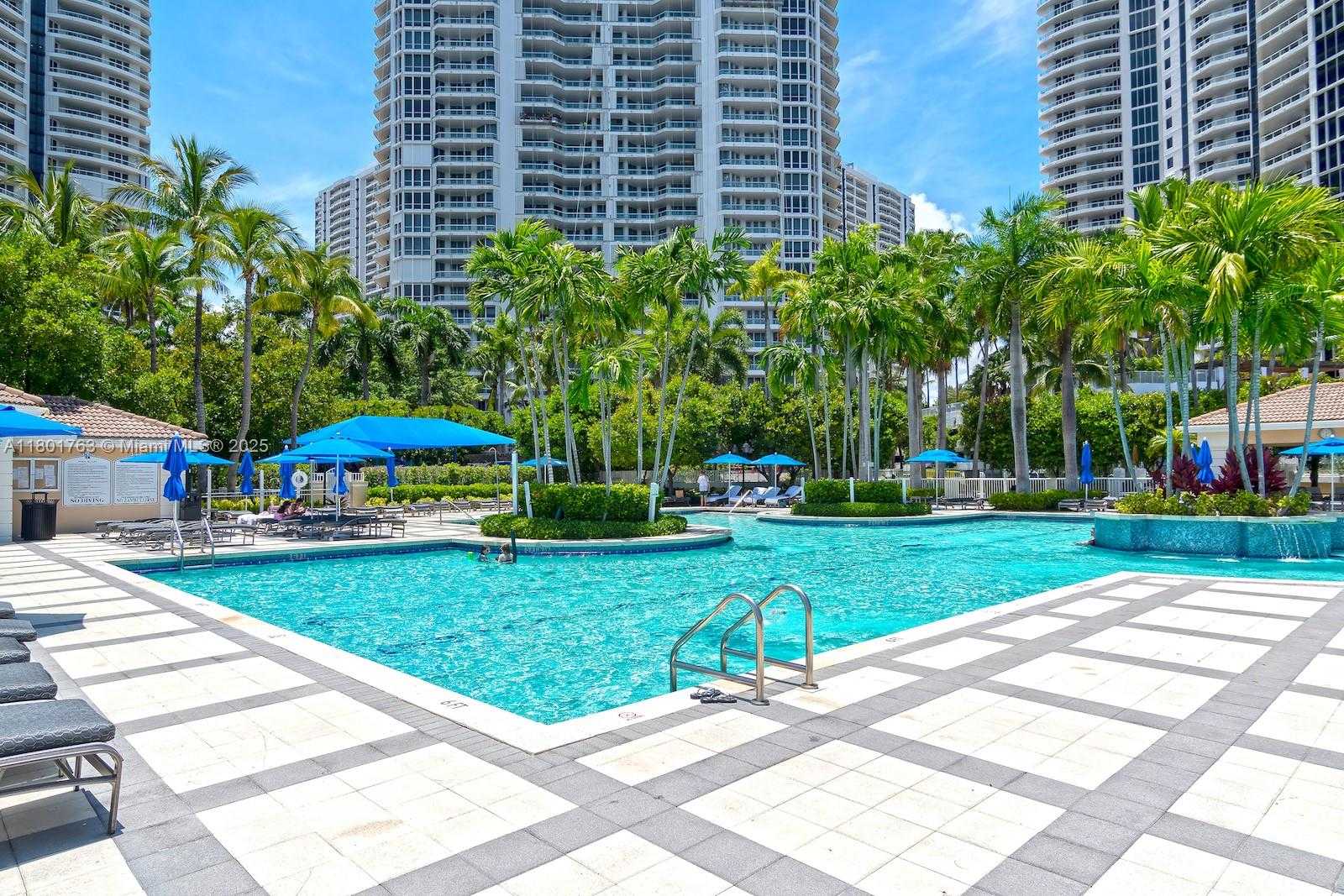 Small Image of 21050 NE 38th Ave, Miami, FL 33180, USA Number 60